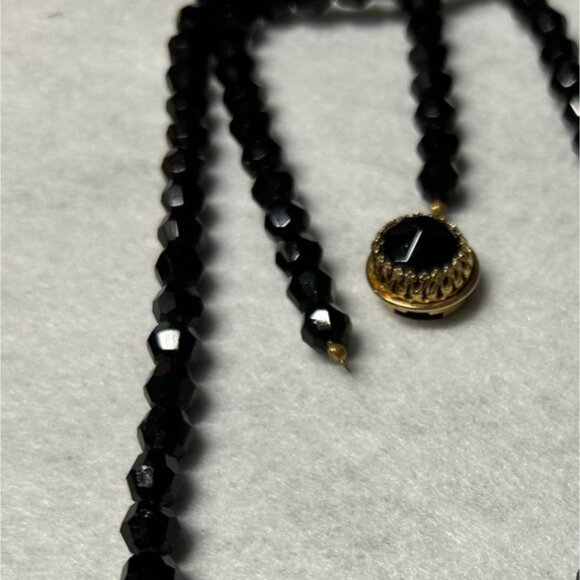 Vintage Black Faceted Glass Bead Necklace with Gold Tone Clasp Deco 26" Long mis - Picture 6 of 8